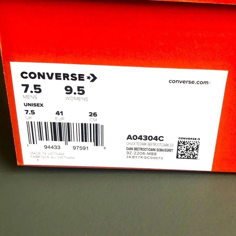 Converse Chuck 70 Twisted Shoes Women’s Size 9.5 Men’s Size 7.5
